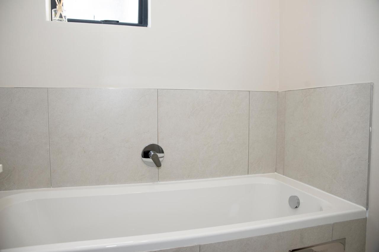 Eirini Elegant - Ares Carlswald Apartment