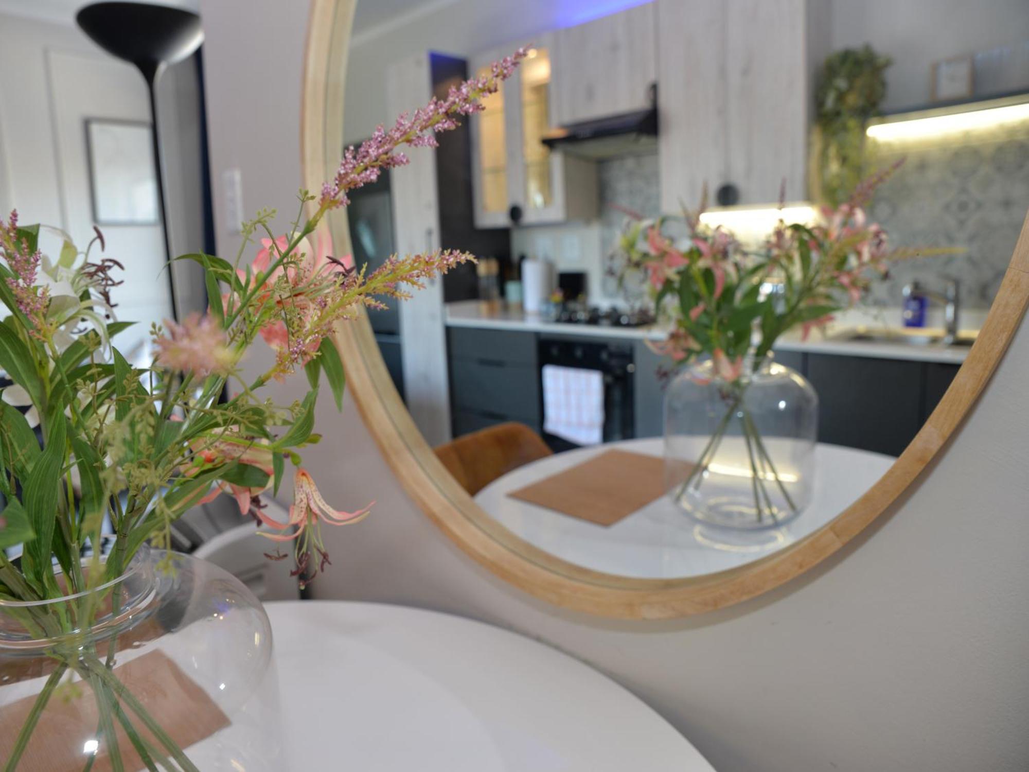 Eirini Elegant - Ares Carlswald Apartment Midrand